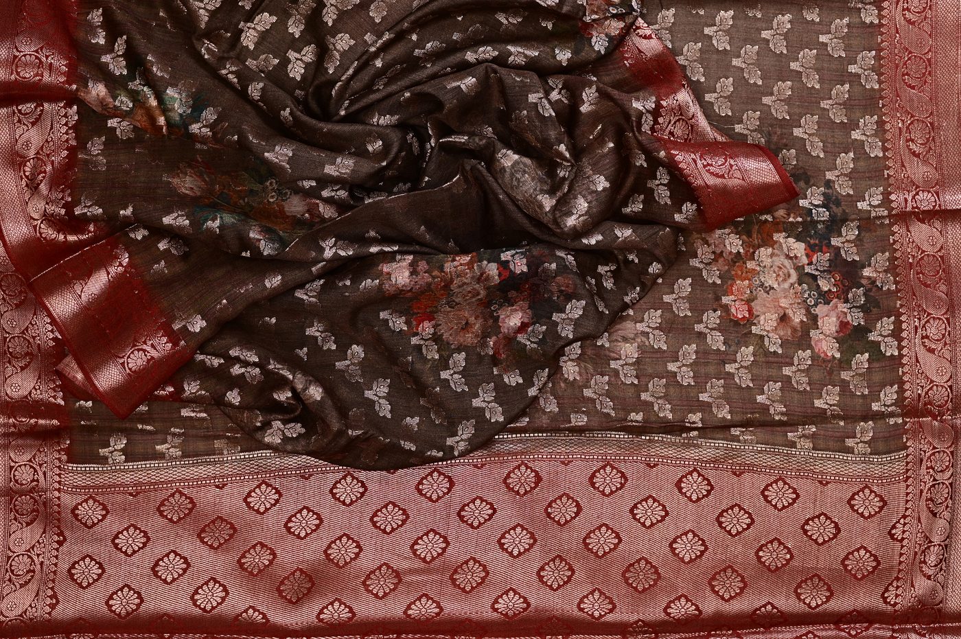 Soft Silk № 02. lower zari density and a softer twist for an everyday silk that drapes easy. Photographed at Trisha Silks Jubilee Hills.