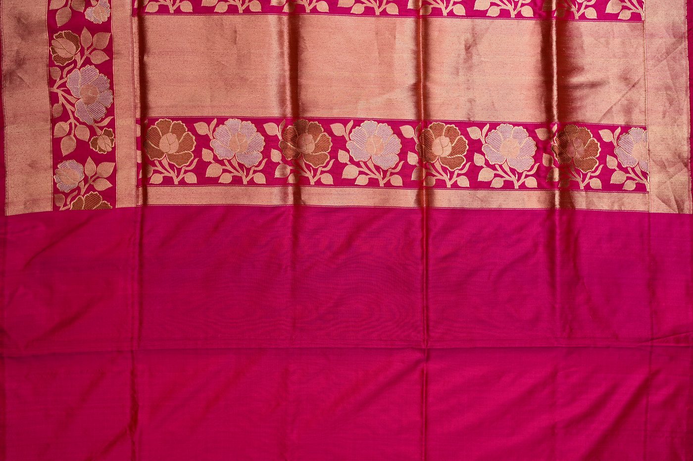 Banarasi Silk № 01. pure katan silk, kadhwa hand weave, gold and silver real zari. Photographed at Trisha Silks Jubilee Hills.