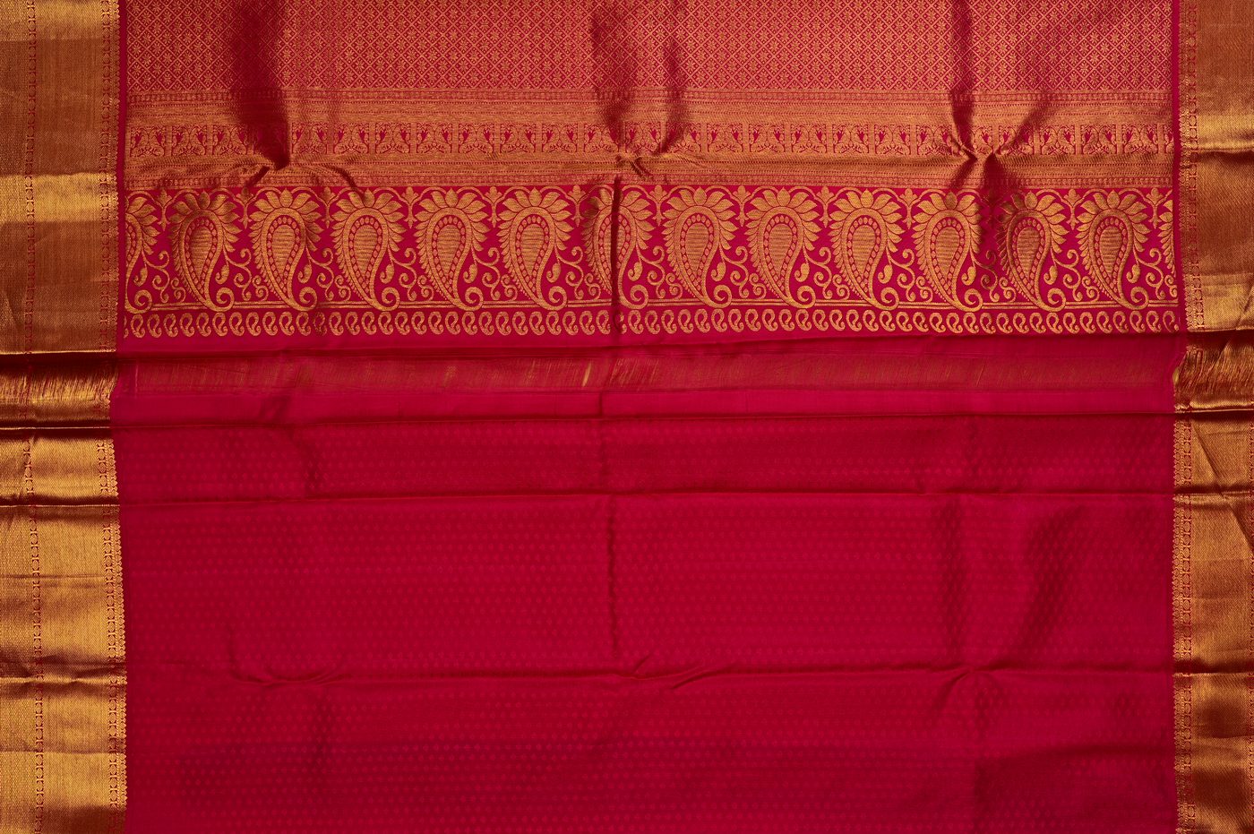 Kanjivaram Silk № 31. three shuttle weave, pure mulberry silk, real zari and temple borders. Photographed at Trisha Silks Jubilee Hills.