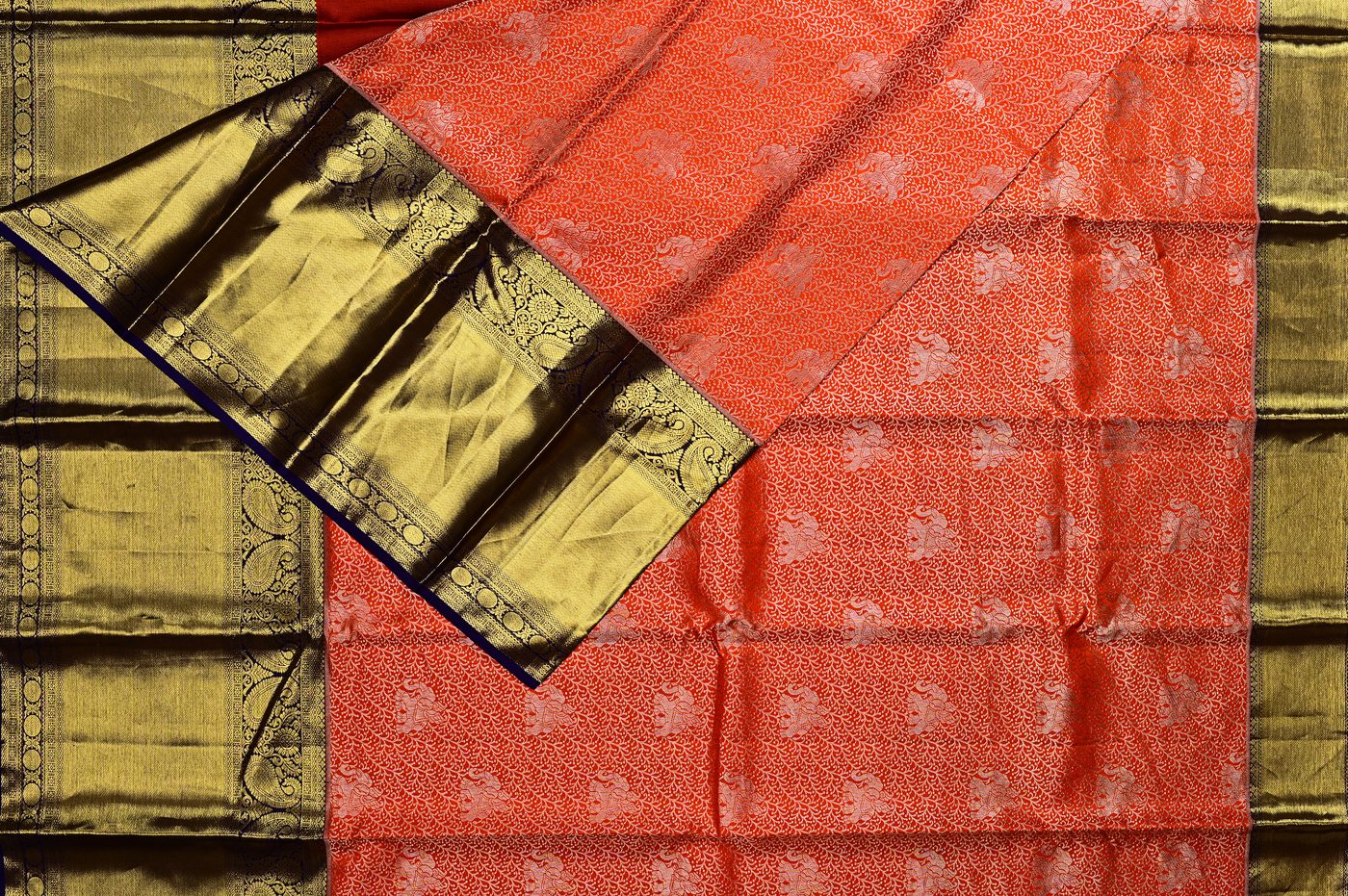 Kanjivaram Silk № 39. three shuttle weave, pure mulberry silk, real zari and temple borders. Photographed at Trisha Silks Jubilee Hills.